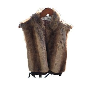 CIARA Faux Fur Plus Size Sweater Vest - Brown